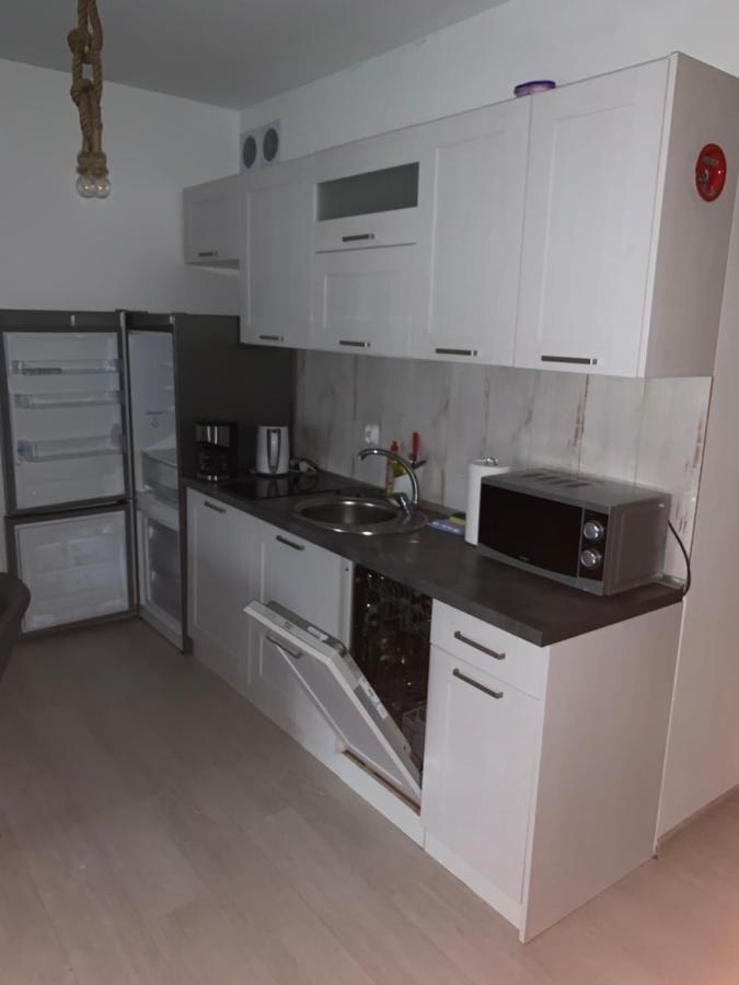 Apartament Admiralski Kolobrzeg Exterior photo